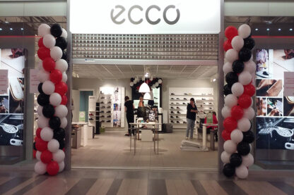 ECCO poe avamine- õhupallipostid